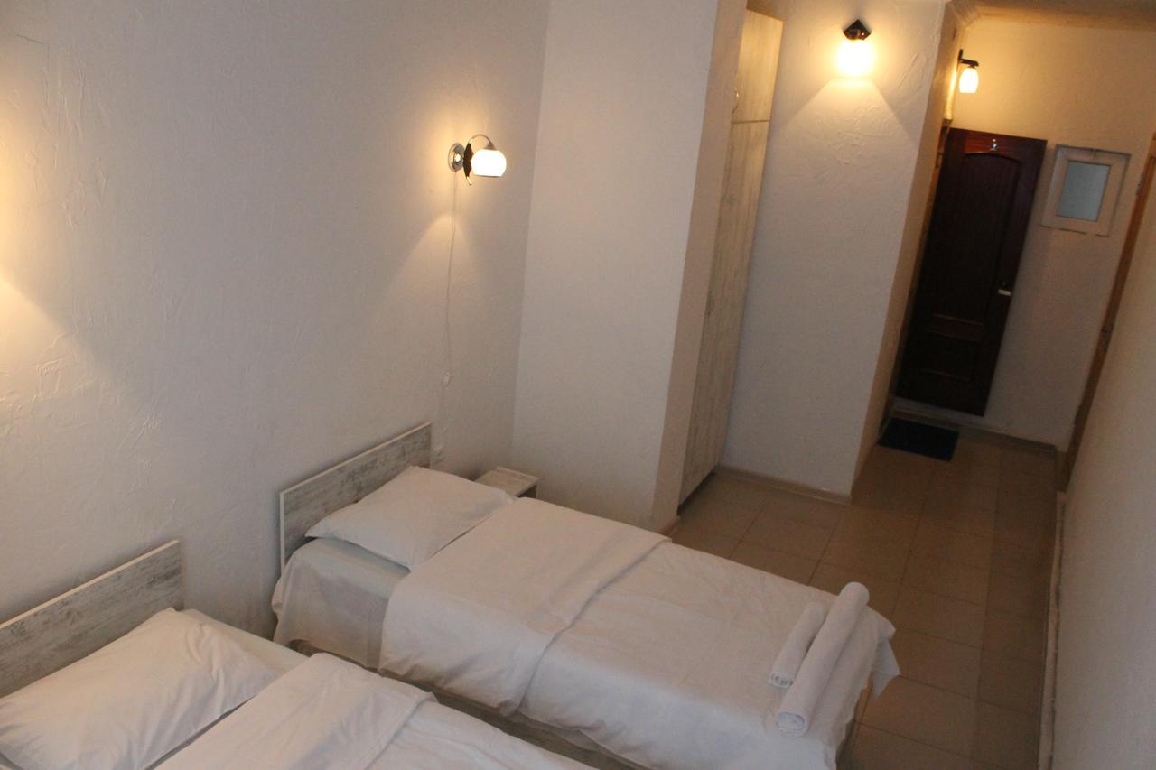 באטומי Hotel Lim מראה חיצוני תמונה
