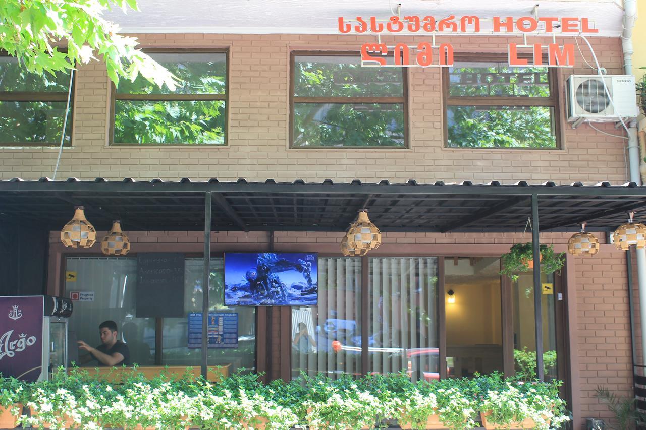 באטומי Hotel Lim מראה חיצוני תמונה