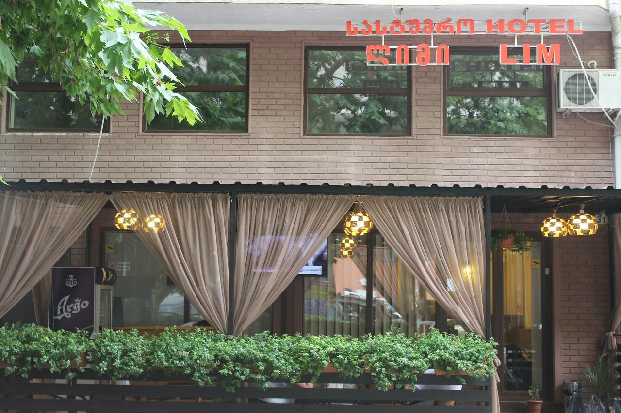 באטומי Hotel Lim מראה חיצוני תמונה